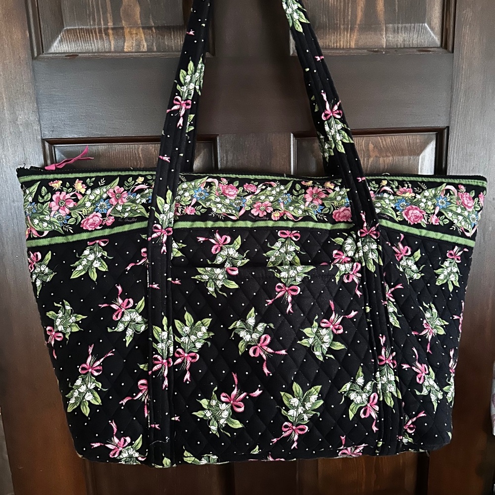 Vera Bradley Large Tote in Hope breast cancer pattern